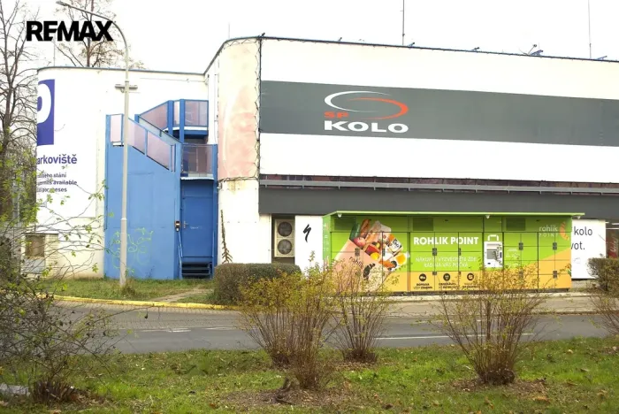 Pronájem garážového stání, Praha - Krč, Na strži, 15 m2