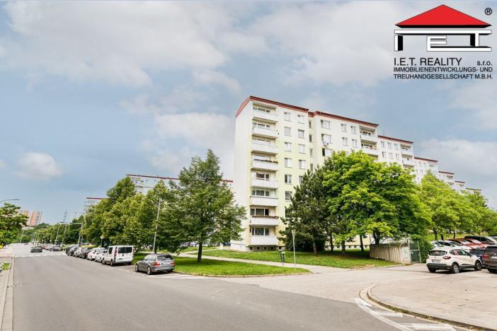 Prodej bytu 3+1, Brno, Strnadova, 79 m2