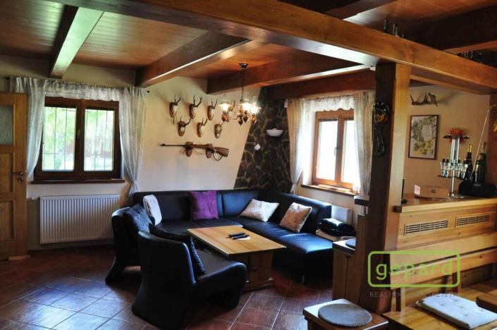 Prodej rodinného domu, Dvory, 222 m2