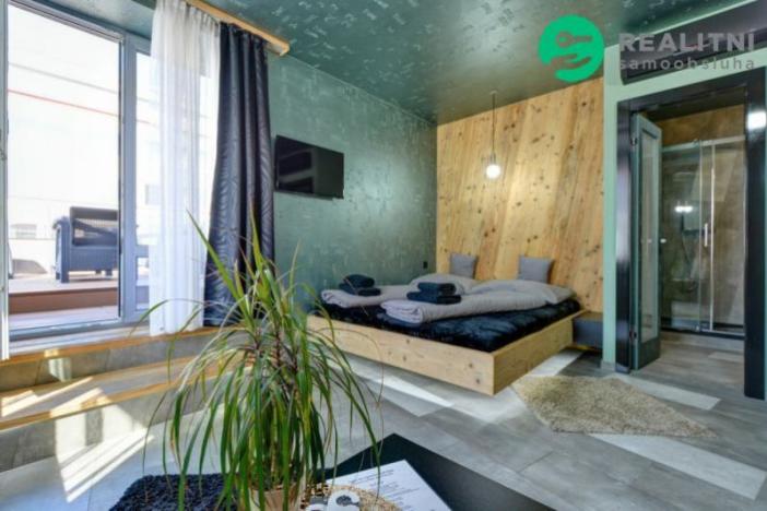 Prodej obchodního prostoru, Šumperk, Dr. E. Beneše, 1100 m2