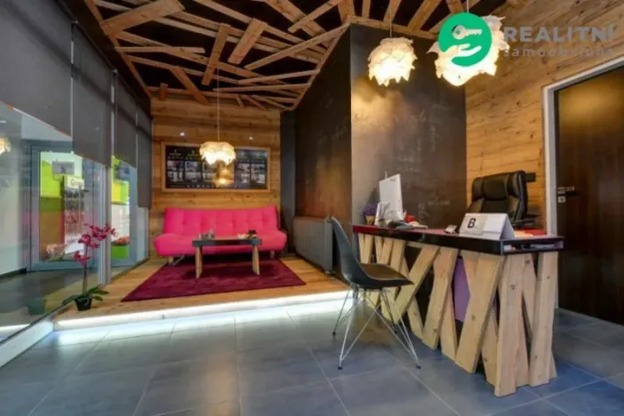 Prodej obchodního prostoru, Šumperk, Dr. E. Beneše, 1100 m2