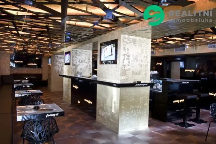 Prodej obchodního prostoru, Šumperk, Dr. E. Beneše, 1100 m2