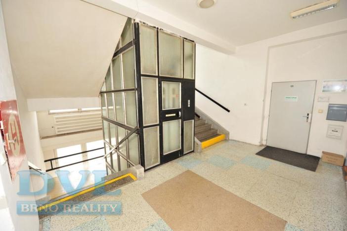 Pronájem kanceláře, Brno, Hájecká, 39 m2