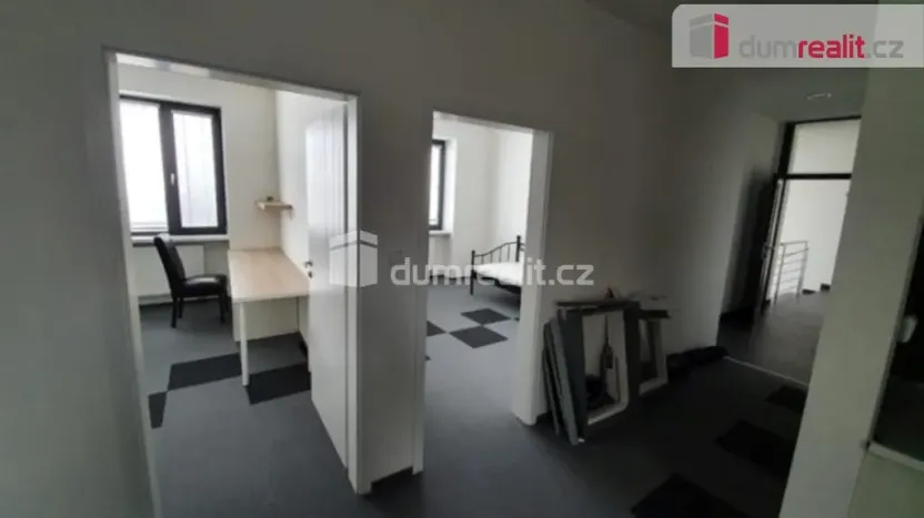 Pronájem bytu 1+kk, Praha - Hostavice, Pilská, 15 m2
