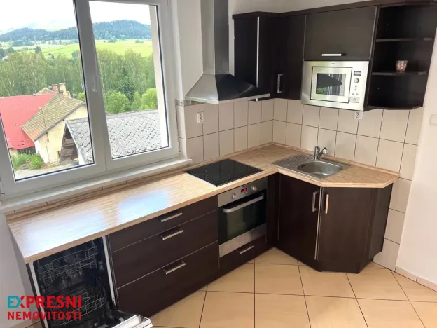 Prodej bytu 3+1, Nová Pec - Nové Chalupy, 76 m2