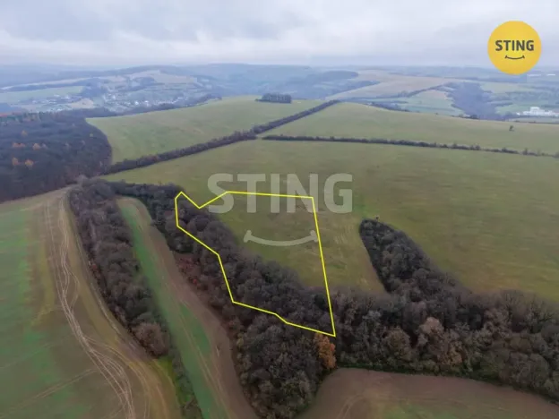 Prodej pole, Zlámanec, 14861 m2