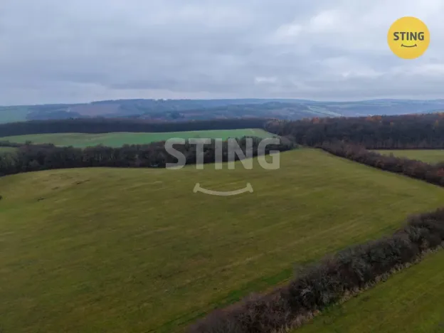 Prodej pole, Zlámanec, 14861 m2