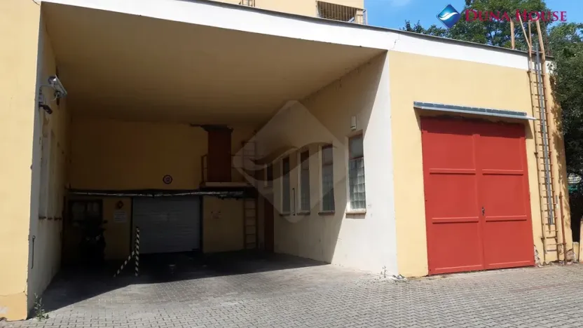 Prodej garážového stání, Praha - Michle, Jihlavská, 14 m2