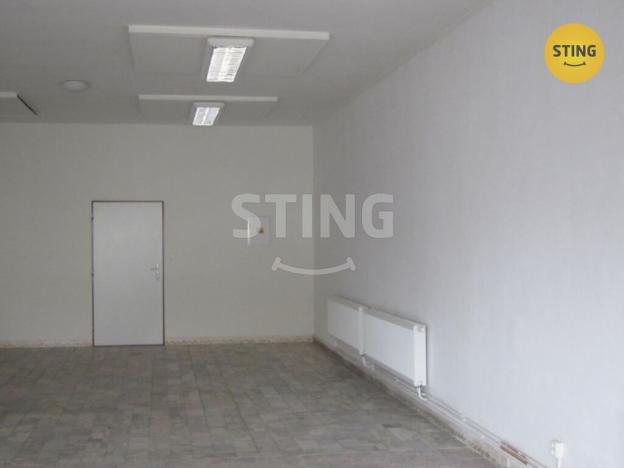 Pronájem obchodního prostoru, Karviná, tř. Těreškovové, 78 m2