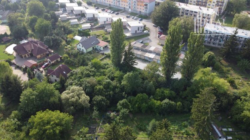 Prodej pozemku pro komerční výstavbu, Rousínov, V Sídlišti, 1178 m2