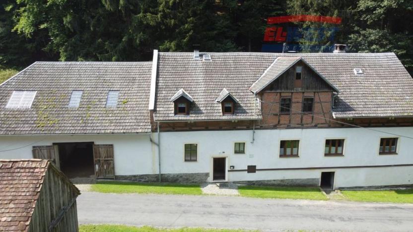 Prodej rodinného domu, Strašín - Zuklín, 400 m2