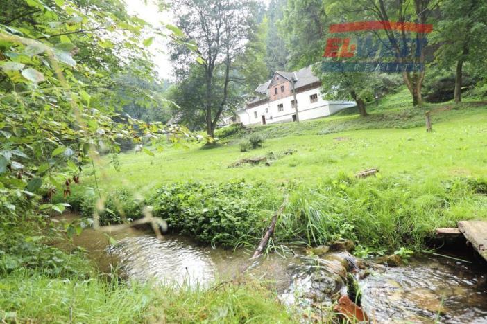 Prodej rodinného domu, Strašín - Zuklín, 400 m2