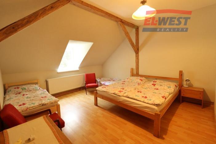 Prodej rodinného domu, Strašín - Zuklín, 400 m2