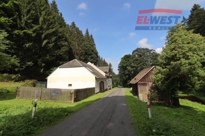 Prodej rodinného domu, Strašín - Zuklín, 400 m2