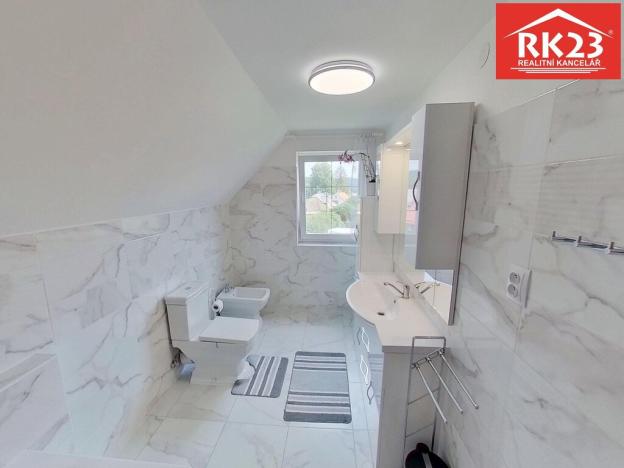 Prodej rodinného domu, Valy, Na Stráni, 170 m2