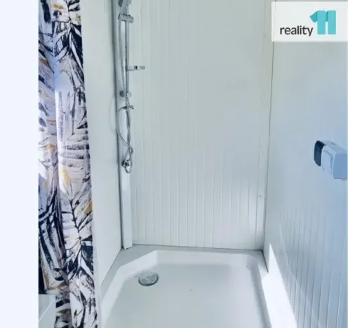 Prodej garáže, Praha 5, Lipová alej, 15 m2