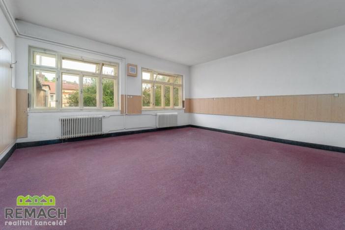 Prodej obchodního prostoru, Vlčnov, 670 m2