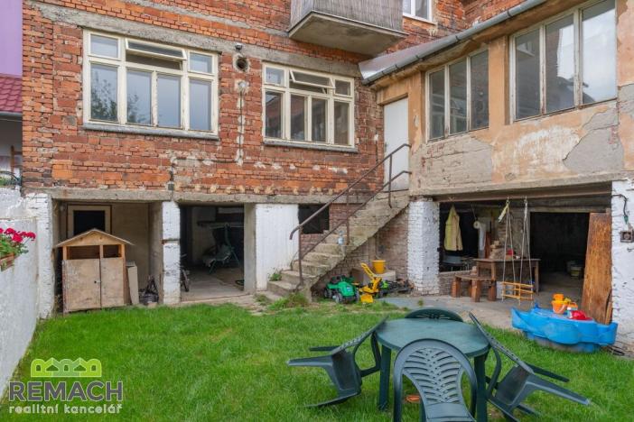 Prodej obchodního prostoru, Vlčnov, 670 m2