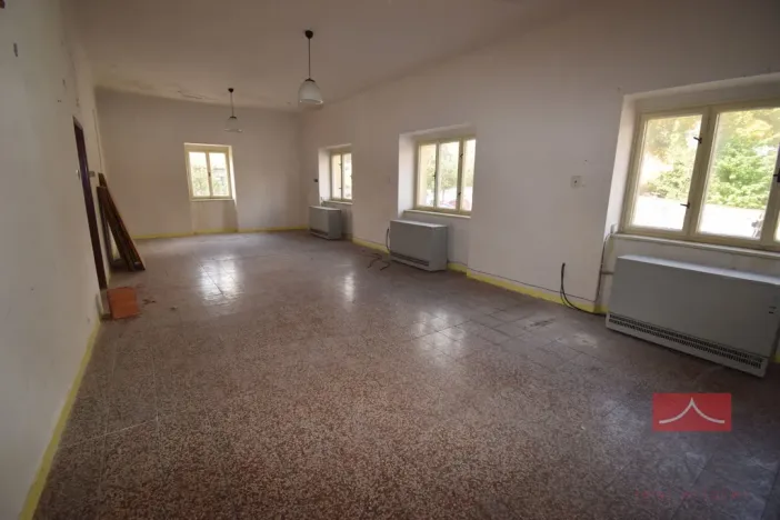 Pronájem komerční nemovitosti, Pelhřimov, Svatovítské náměstí, 175 m2