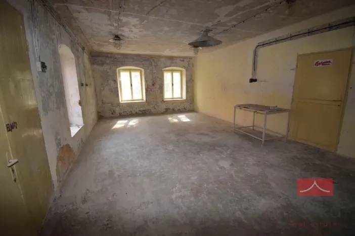 Pronájem komerční nemovitosti, Pelhřimov, Svatovítské náměstí, 175 m2