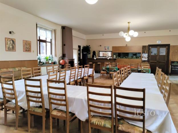 Pronájem restaurace, Písek, Hradiště, 497 m2