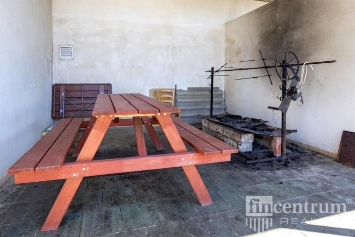 Prodej komerční nemovitosti, Křenice - Přetín, 1698 m2