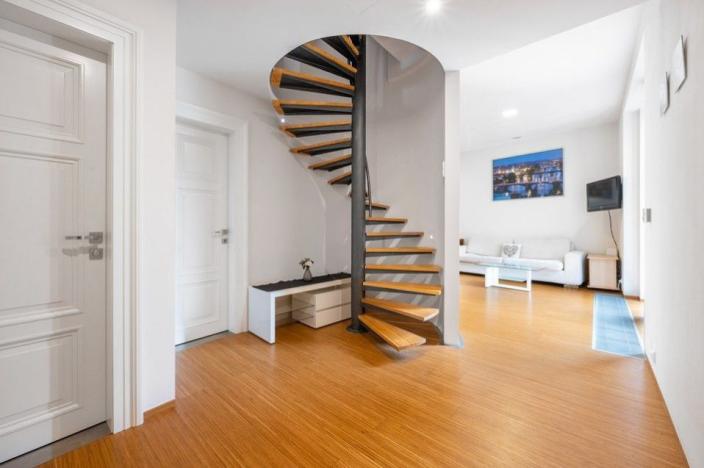 Prodej bytu 2+kk, Praha - Nové Město, Truhlářská, 75 m2