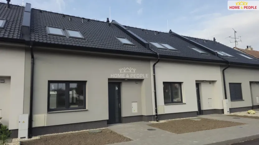 Prodej rodinného domu, Pohořelice - Nová Ves, 101 m2