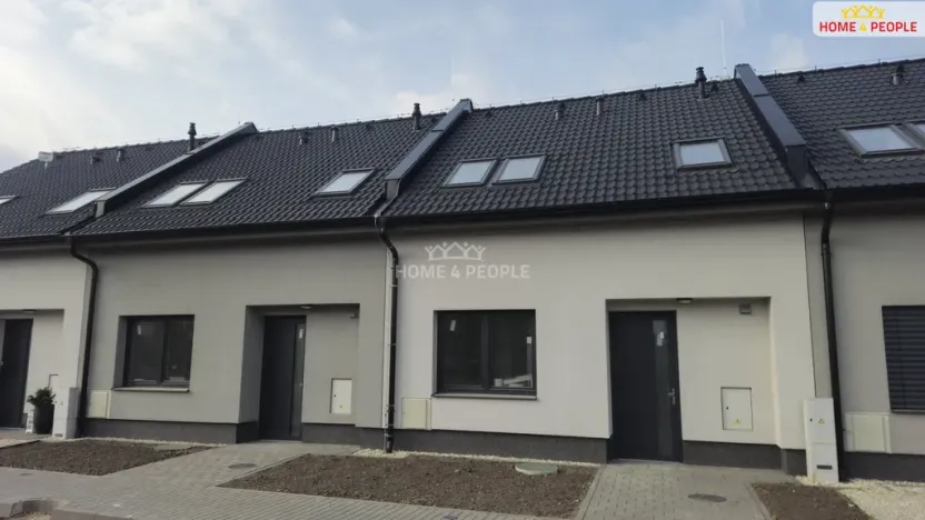 Prodej rodinného domu, Pohořelice - Nová Ves, 101 m2