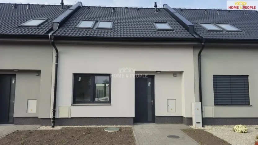 Prodej rodinného domu, Pohořelice - Nová Ves, 101 m2