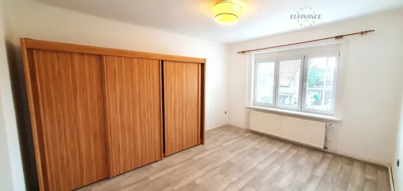 Pronájem bytu 1+1, Kralupy nad Vltavou - Lobeček, Máchova, 50 m2