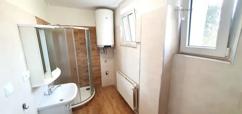 Pronájem bytu 1+1, Kralupy nad Vltavou - Lobeček, Máchova, 50 m2