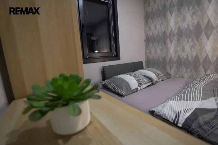 Prodej atypického bytu, Ostrov, Karlovarská, 39 m2