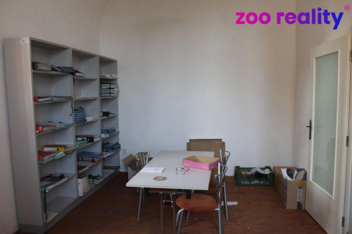 Pronájem kanceláře, Terezín, Akademická, 131 m2