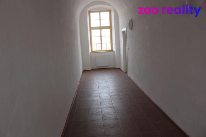 Pronájem kanceláře, Terezín, Akademická, 131 m2