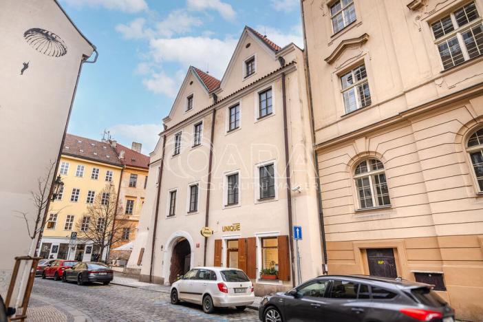 Pronájem kanceláře, Praha - Staré Město, Konviktská, 371 m2