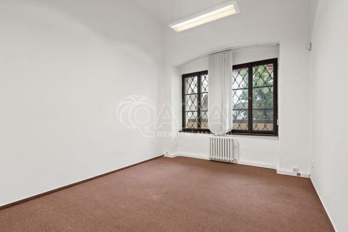 Pronájem kanceláře, Praha - Staré Město, Konviktská, 371 m2