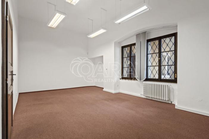 Pronájem kanceláře, Praha - Staré Město, Konviktská, 371 m2