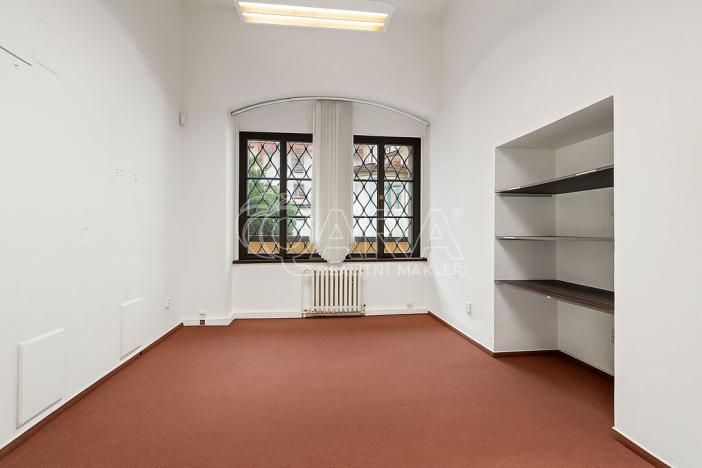 Pronájem kanceláře, Praha - Staré Město, Konviktská, 371 m2