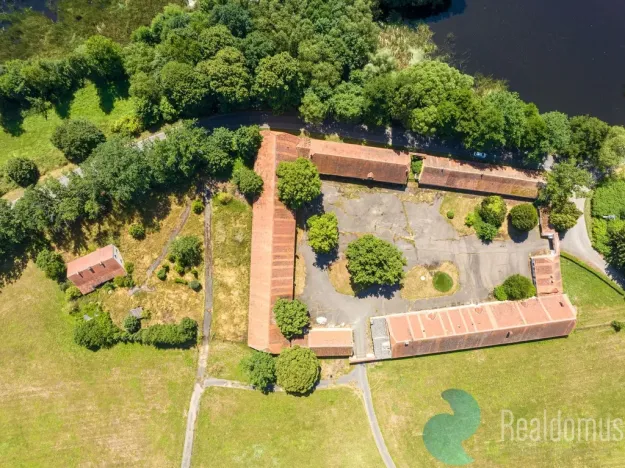 Prodej zemědělského objektu, Králova Lhota - Laziště, 2300 m2