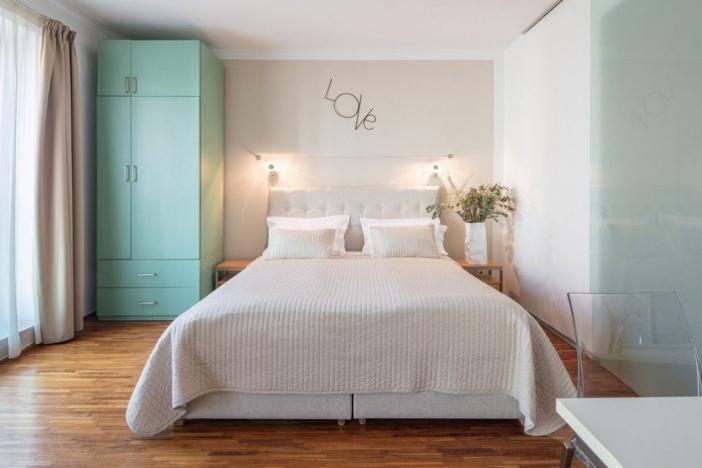 Pronájem bytu 1+kk, Praha - Košíře, Holečkova, 30 m2