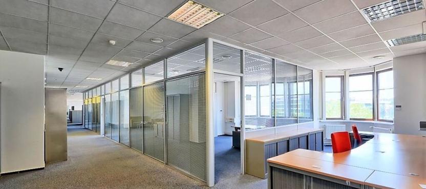 Pronájem kanceláře, Praha - Chodov, Hráského, 2700 m2