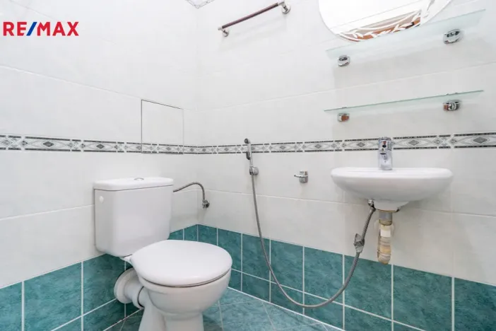 Prodej bytu 3+1, Karlovy Vary, Mariánskolázeňská, 119 m2