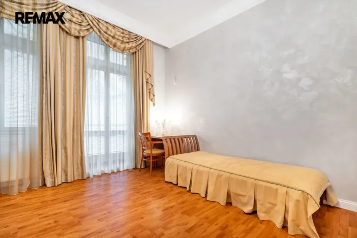 Prodej bytu 3+1, Karlovy Vary, Mariánskolázeňská, 119 m2