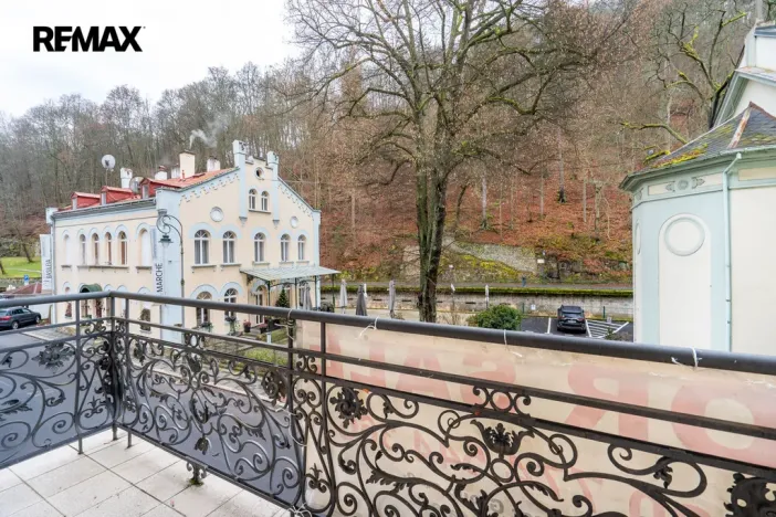 Prodej bytu 3+1, Karlovy Vary, Mariánskolázeňská, 119 m2