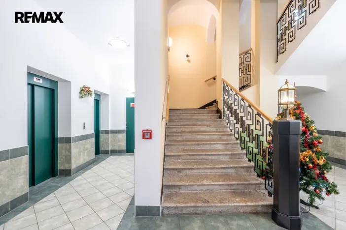 Prodej bytu 3+1, Karlovy Vary, Mariánskolázeňská, 119 m2