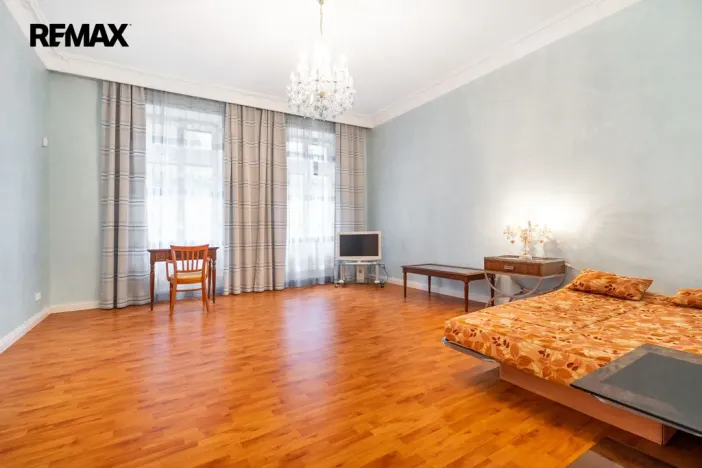 Prodej bytu 3+1, Karlovy Vary, Mariánskolázeňská, 119 m2