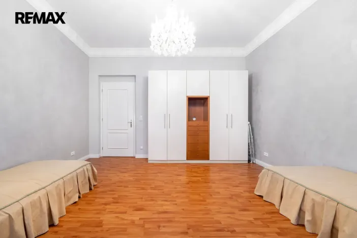 Prodej bytu 3+1, Karlovy Vary, Mariánskolázeňská, 119 m2