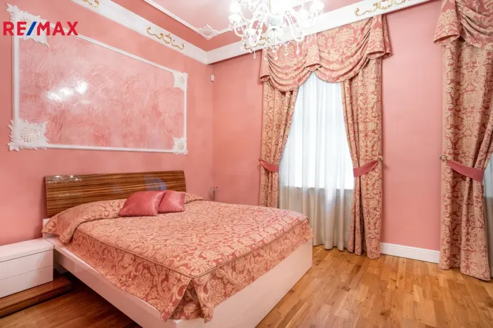 Prodej bytu 2+kk, Karlovy Vary, Mariánskolázeňská, 63 m2