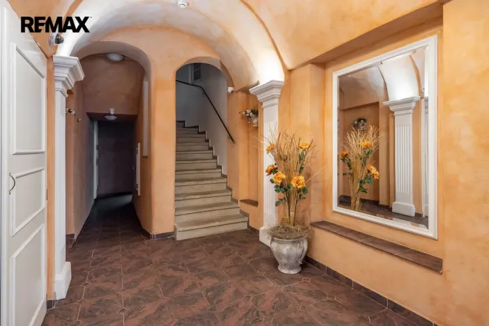 Prodej bytu 2+kk, Karlovy Vary, Mariánskolázeňská, 63 m2
